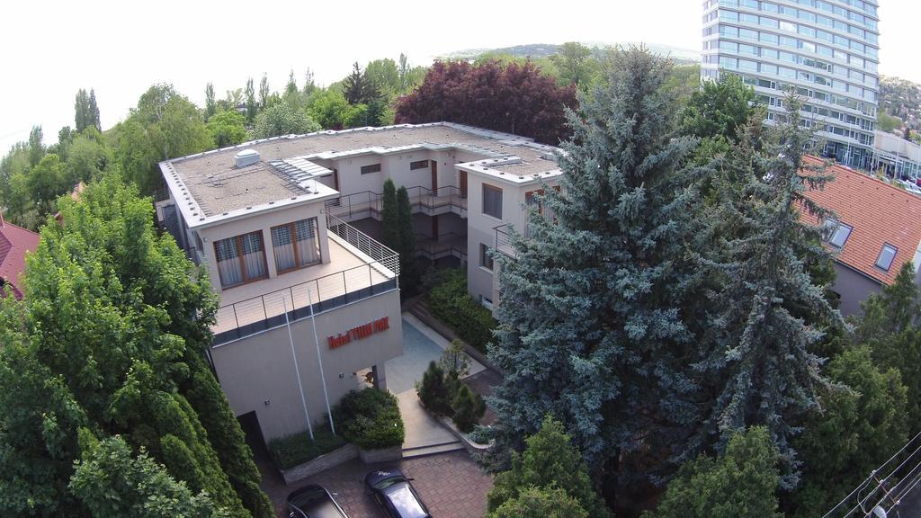 Hotel Villa Pax Balatonalmádi Exterior foto